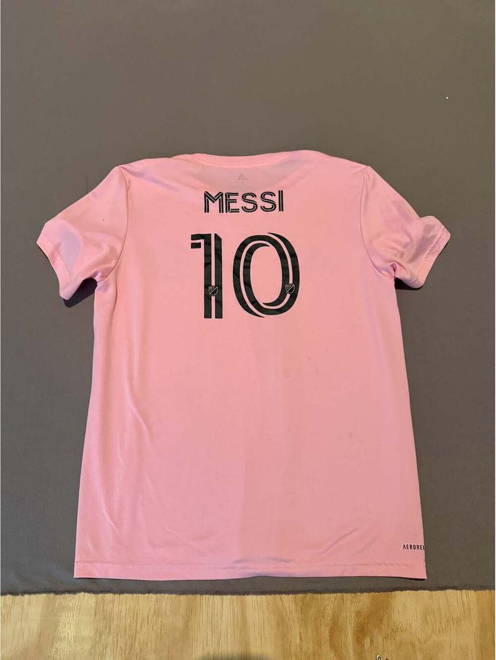 Adidas Inter Miami CF Lionel Messi #10 Pink Jersey Shirt Women’s Size Large